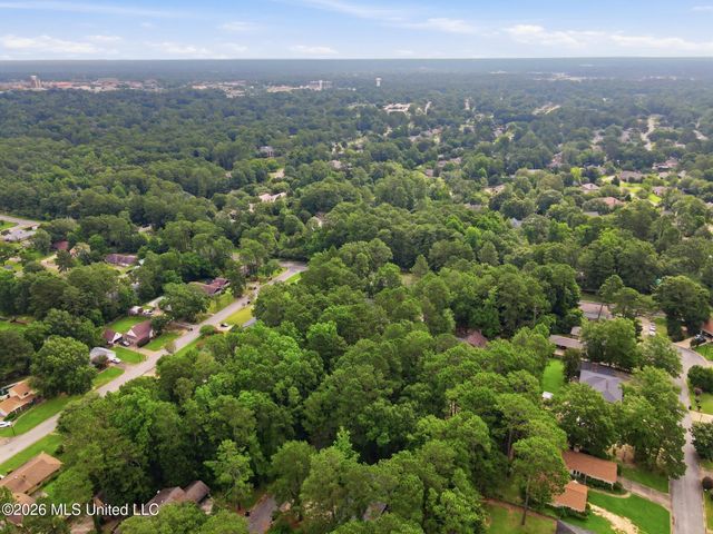 3 Chalmett Place, Hattiesburg, MS 39402