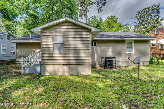 1872 Shady Lane Drive, Jackson, MS 39204