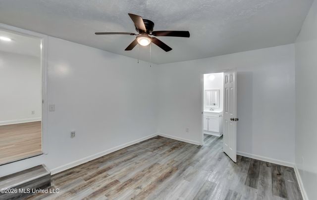 1872 Shady Lane Drive, Jackson, MS 39204