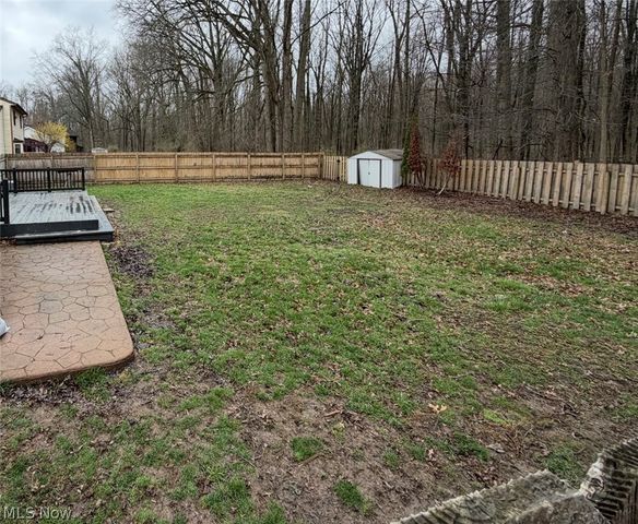 6186 Wild Oak Drive, North Olmsted, OH 44070