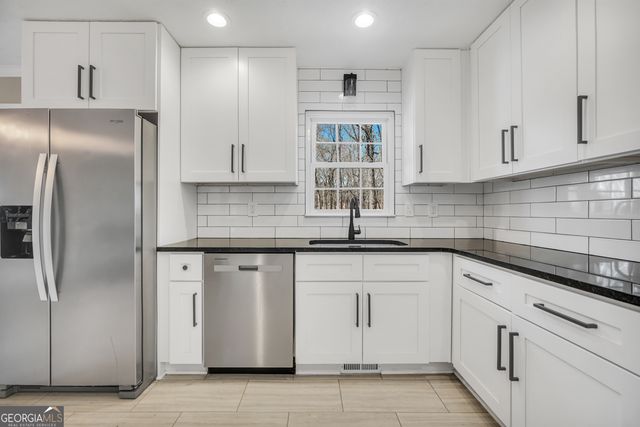 55 Gentry Drive, Mcdonough, GA 30252