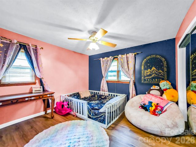 122 W Sweetbriar Lane, Etowah, NC 28729