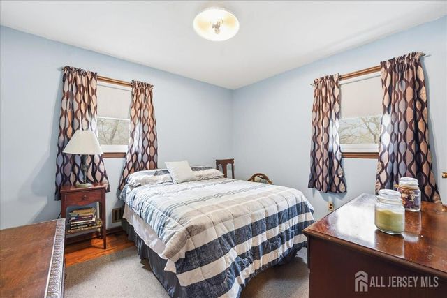 131 Maple Place, South Plainfield, NJ 07080