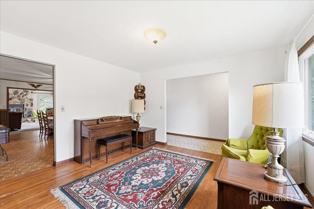 131 Maple Place, South Plainfield, NJ 07080