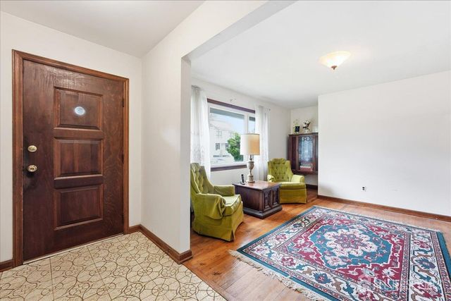 131 Maple Place, South Plainfield, NJ 07080
