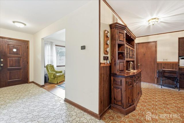 131 Maple Place, South Plainfield, NJ 07080