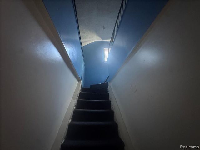 11668 Winthrop Street, Detroit, MI 48227