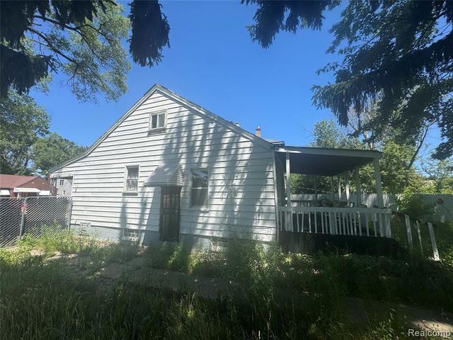 11668 Winthrop Street, Detroit, MI 48227