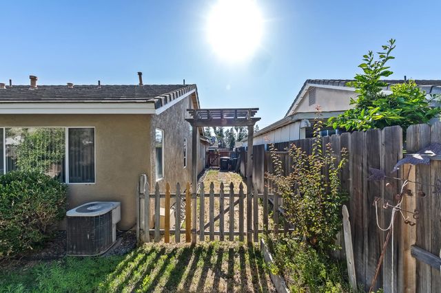 4220 Orchard Hills Drive, Salida, CA 95368