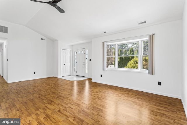 100 SPLIT ROCK RD, Browns Mills, NJ 08015