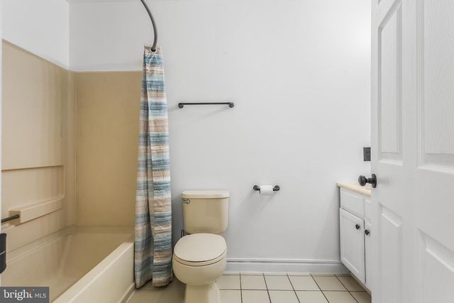 100 SPLIT ROCK RD, Browns Mills, NJ 08015