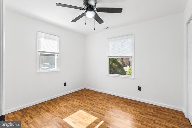 100 SPLIT ROCK RD, Browns Mills, NJ 08015