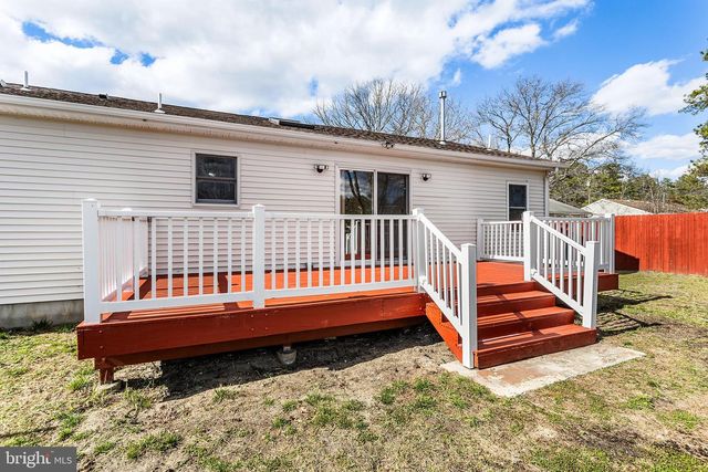 100 SPLIT ROCK RD, Browns Mills, NJ 08015