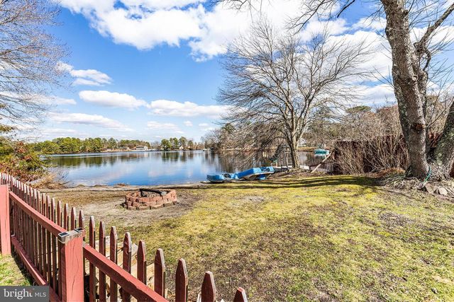 100 SPLIT ROCK RD, Browns Mills, NJ 08015