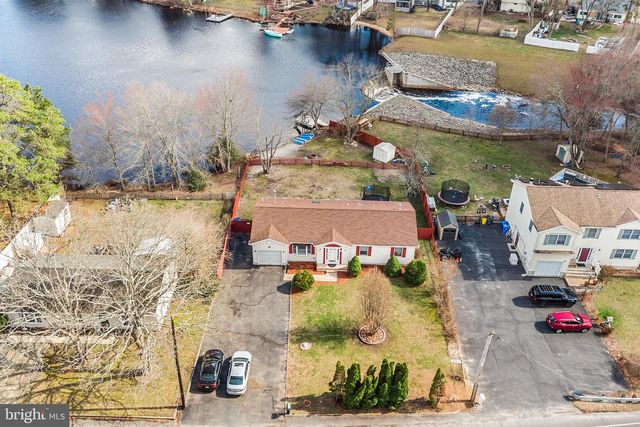 100 SPLIT ROCK RD, Browns Mills, NJ 08015