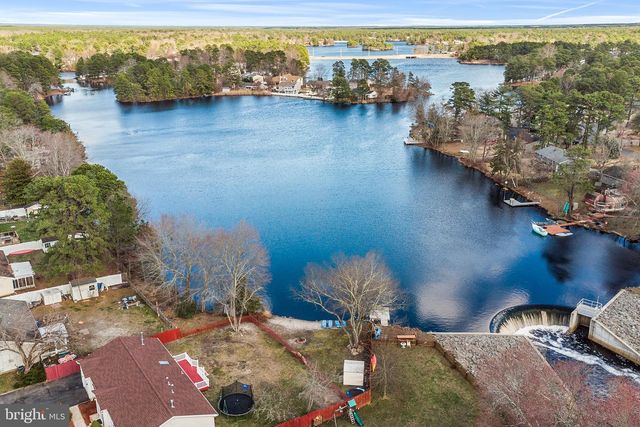 100 SPLIT ROCK RD, Browns Mills, NJ 08015