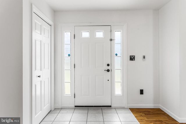 100 SPLIT ROCK RD, Browns Mills, NJ 08015