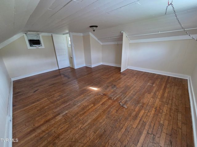 100 Eisenhower Road, Jonesborough, TN 37659