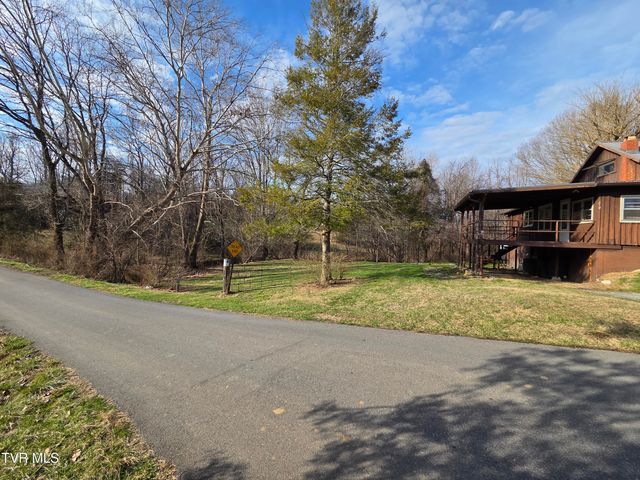 100 Eisenhower Road, Jonesborough, TN 37659