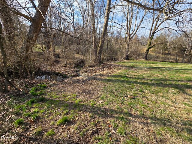 100 Eisenhower Road, Jonesborough, TN 37659