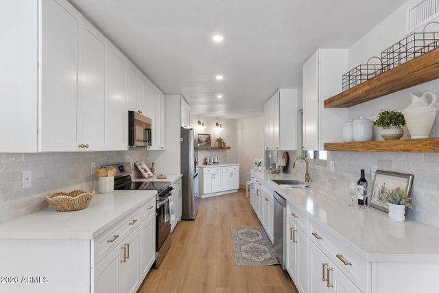 10647 W CAMPANA Drive, Sun City, AZ 85351