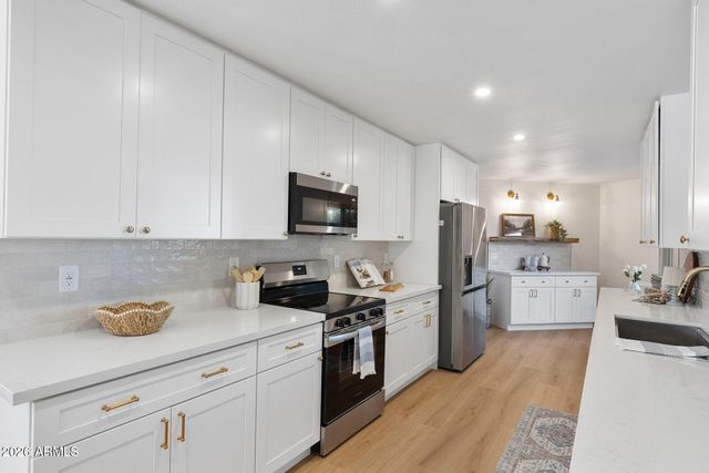 10647 W CAMPANA Drive, Sun City, AZ 85351