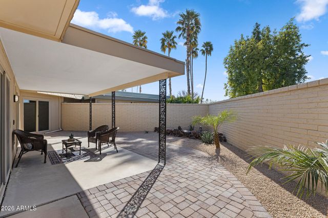 10647 W CAMPANA Drive, Sun City, AZ 85351