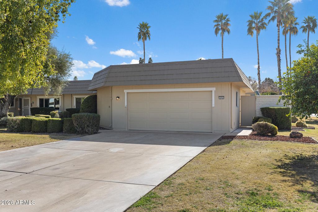 10647 W CAMPANA Drive, Sun City, AZ 85351