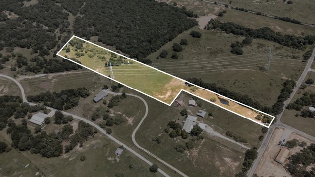 994 County Road 1180, Decatur, TX 76234