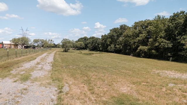 994 County Road 1180, Decatur, TX 76234