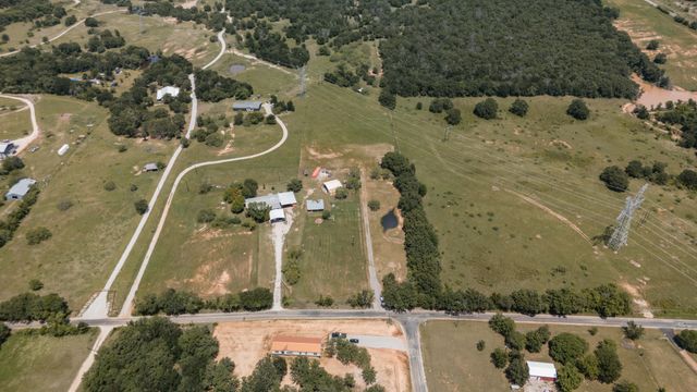 994 County Road 1180, Decatur, TX 76234