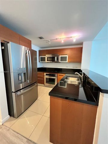 244 Biscayne Boulevard 2609, Miami, FL 33132