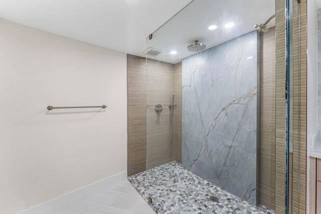 3360 S OCEAN Boulevard 2 G I, Palm Beach, FL 33480