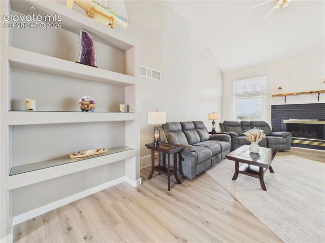 116 Top Notch Trail, Penrose, CO 81240