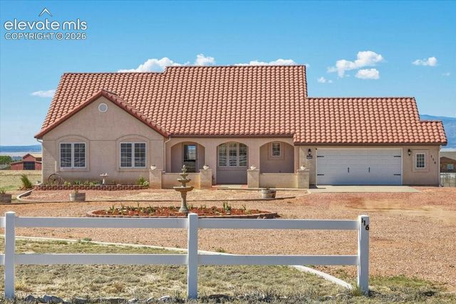 116 Top Notch Trail, Penrose, CO 81240