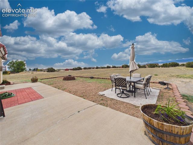 116 Top Notch Trail, Penrose, CO 81240
