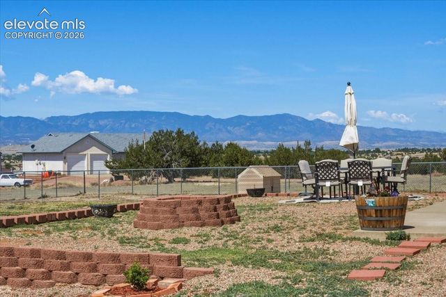 116 Top Notch Trail, Penrose, CO 81240
