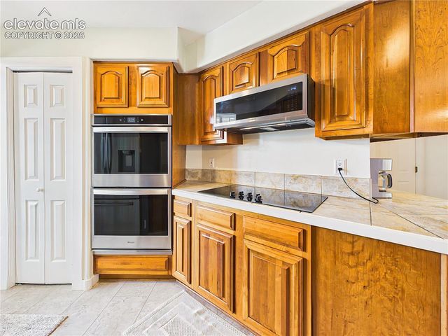 116 Top Notch Trail, Penrose, CO 81240