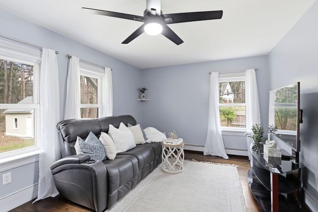 55 Hanover St, Hanover, MA 02339