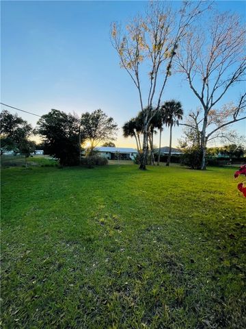 1281 Barber Street, Sebastian, FL 32958