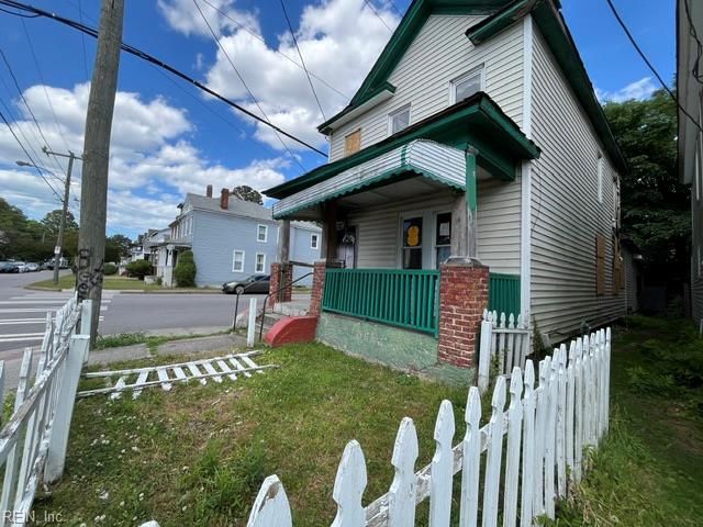 2432 Barre ST, Norfolk, VA 23504