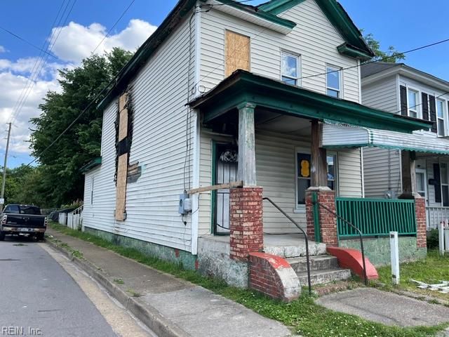 2432 Barre ST, Norfolk, VA 23504