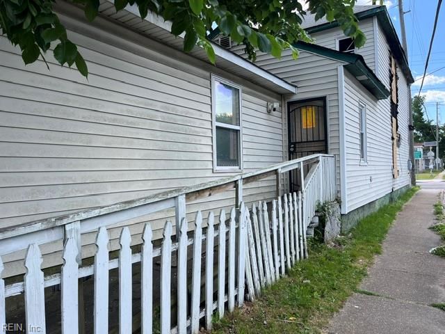 2432 Barre ST, Norfolk, VA 23504