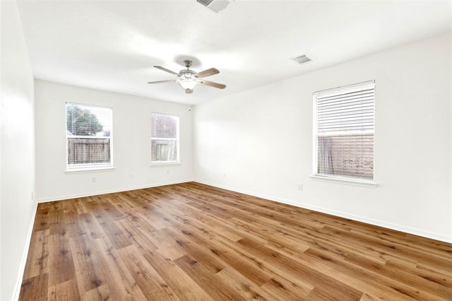 8518 Windy Thicket Lane, Cypress, TX 77433