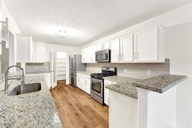 8518 Windy Thicket Lane, Cypress, TX 77433