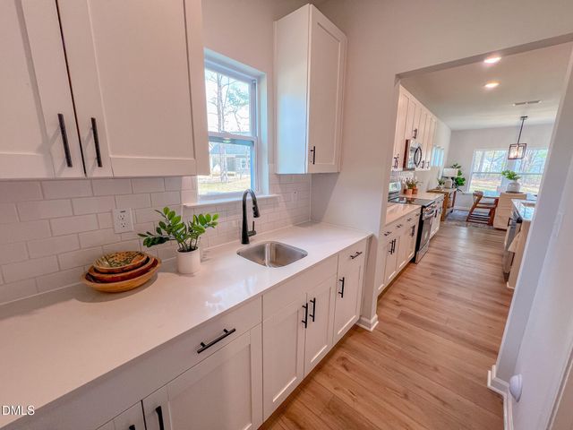 146 Eagle Rock Drive, Lillington, NC 27546