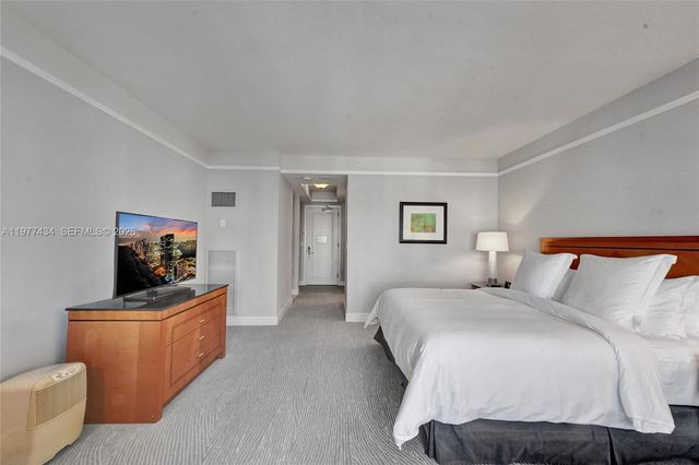 1435 Brickell Ave 3308, Miami, FL 33131