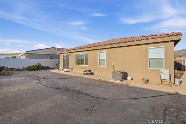 7675 Orangebrook, Riverside, CA 92507