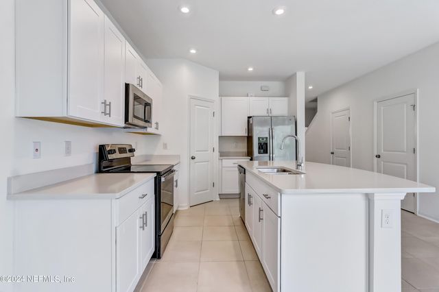 280 ANTHONY Drive, Jacksonville, FL 32218