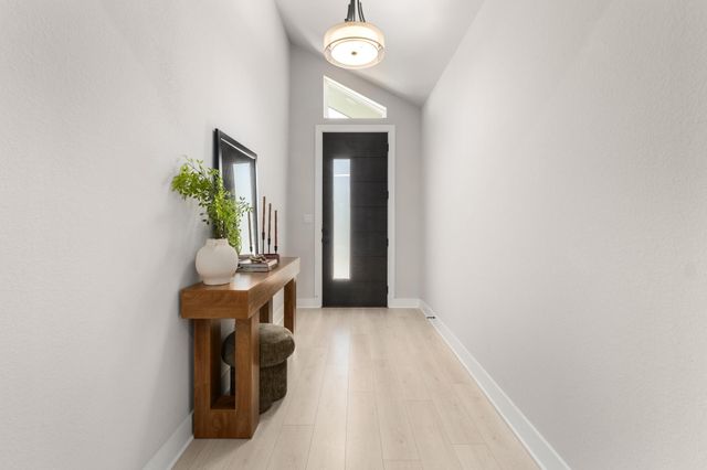 1055 Sage Thrasher CIR, Dripping Springs, TX 78620